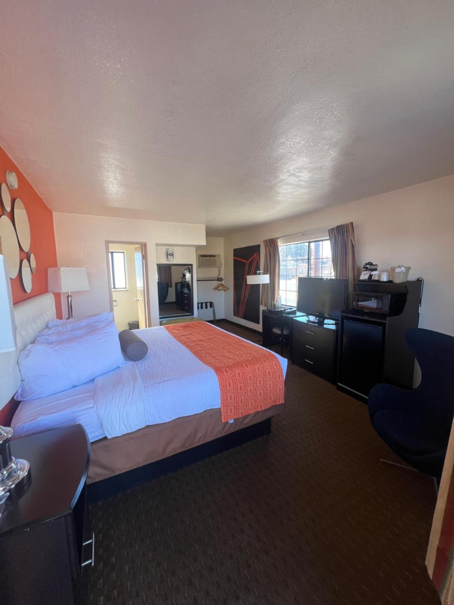 Howard Johnson By Wyndham Flagstaff University West Exterior foto